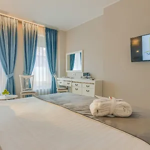 New Era Old Town Parking With Fee Nearby Otel