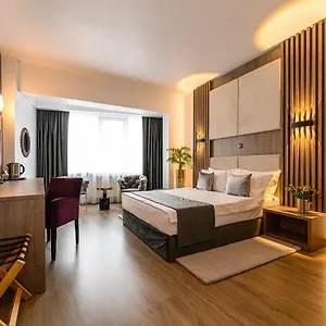 Unique Hotel