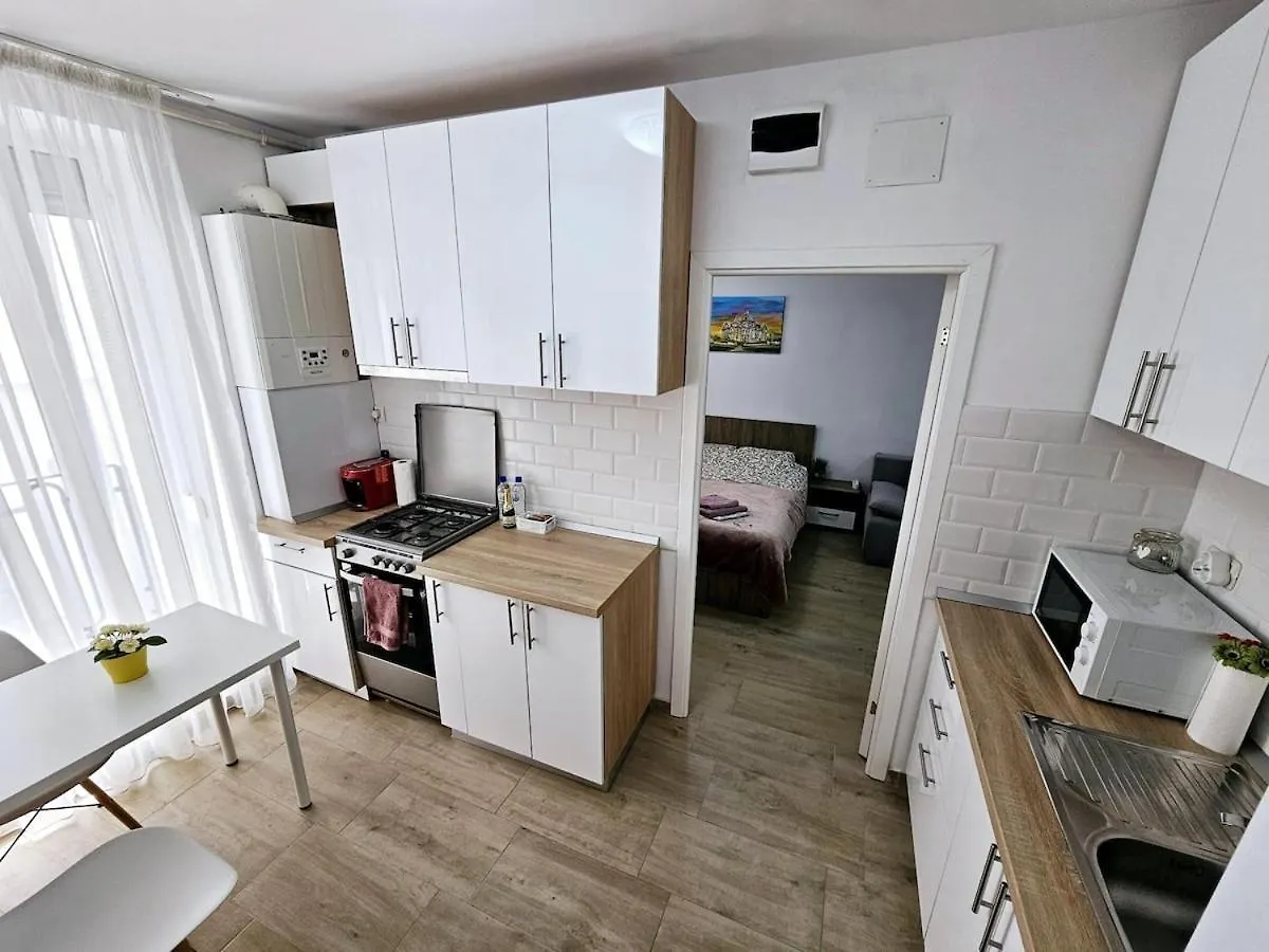 Modern & Cozy Studio Cismigiu Park - Pop6 Bucharest 0*,