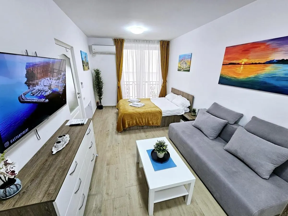 Modern & Cozy Studio Cismigiu Park - Pop6 Bucharest